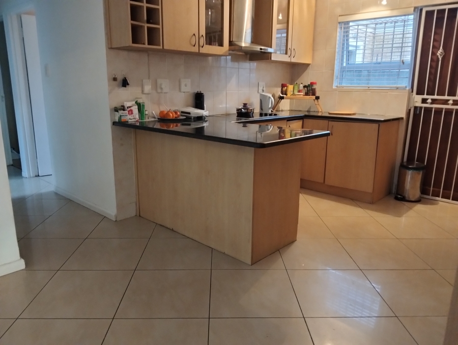 To Let 3 Bedroom Property for Rent in Eikenbosch Western Cape